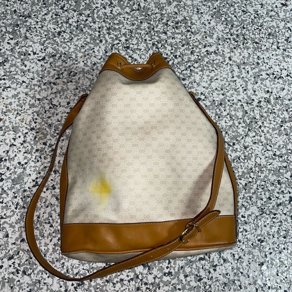 DAMAGED 80’s Authentic Gucci Bucket Bag - Picture 10 of 14